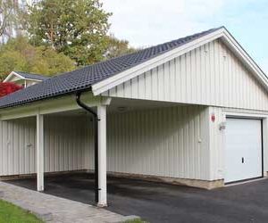 Dubbelgarage med carport